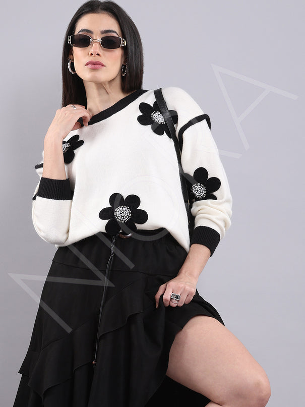 Sweet Bloom Pullover