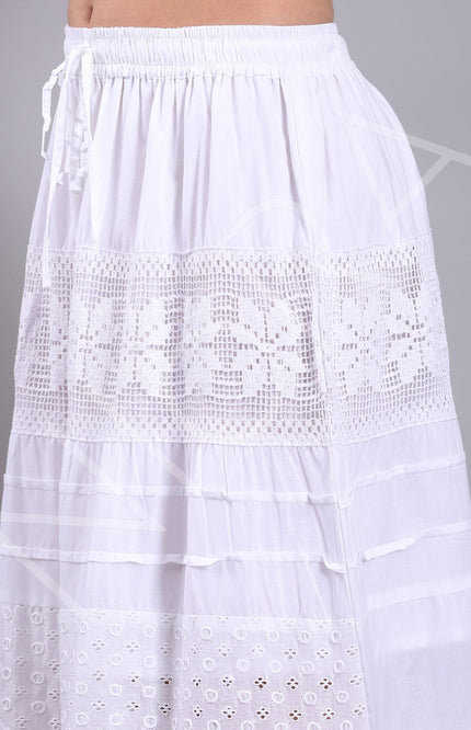 Lace Rhythm Long Skirt